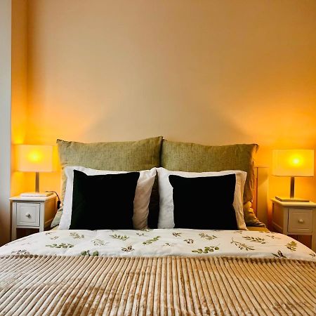 Apartament Harmony Tychy Esterno foto