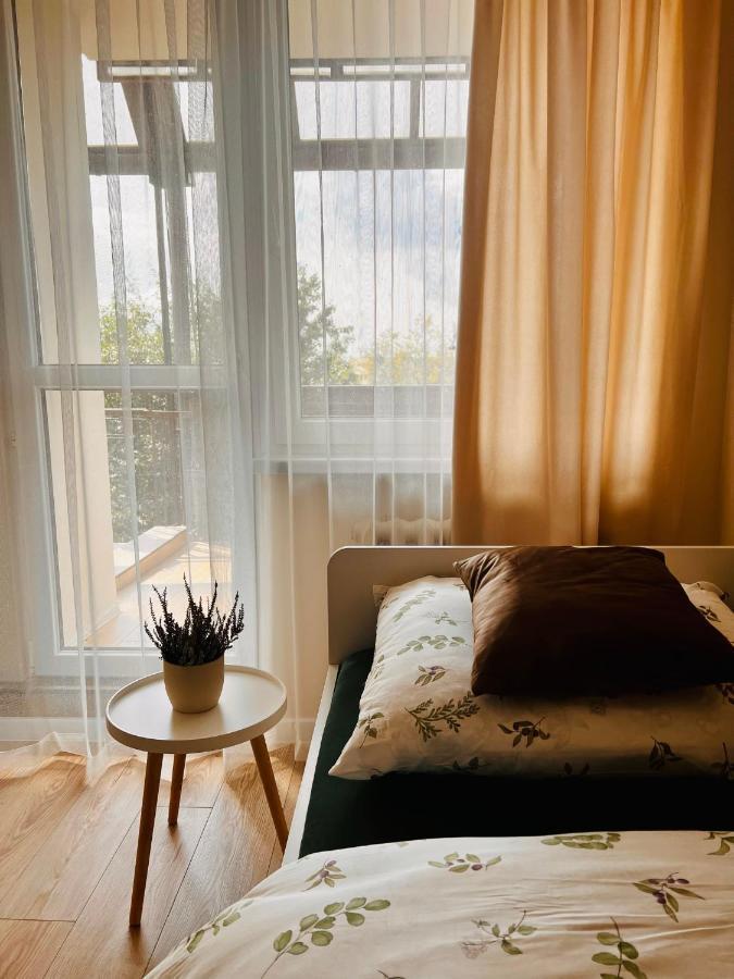 Apartament Harmony Tychy Esterno foto