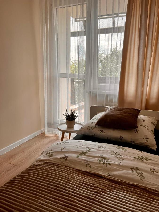 Apartament Harmony Tychy Esterno foto