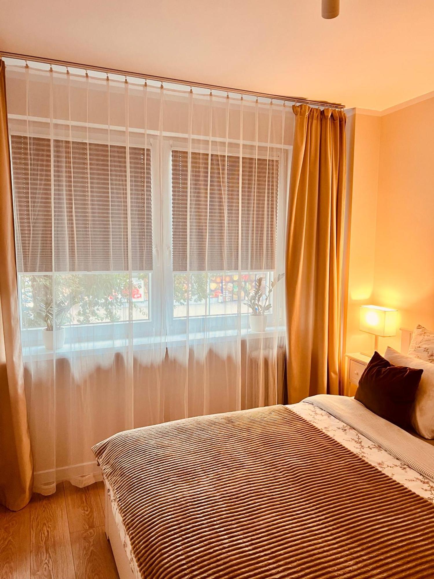 Apartament Harmony Tychy Esterno foto